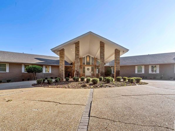 6712 N Hills Dr, Texarkana, TX 75503