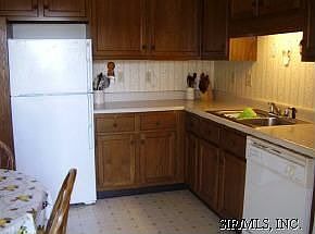 3rd image of 220 Suppiger Ln APT 123