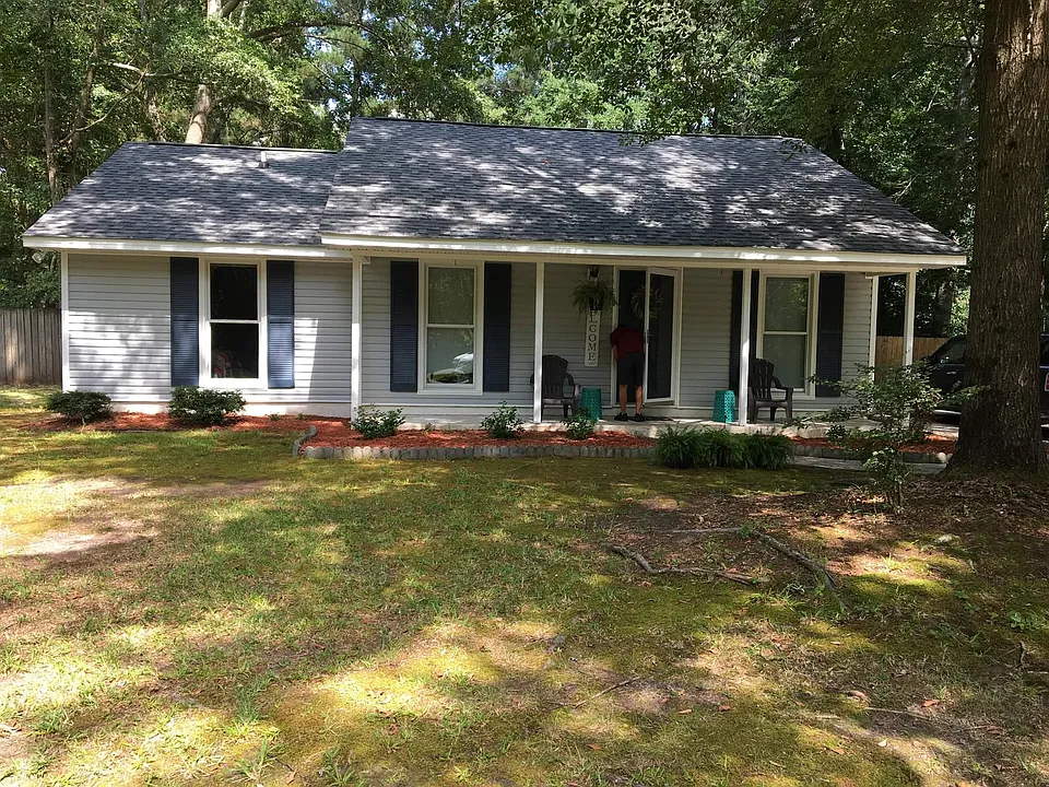 1405 Kings Rd