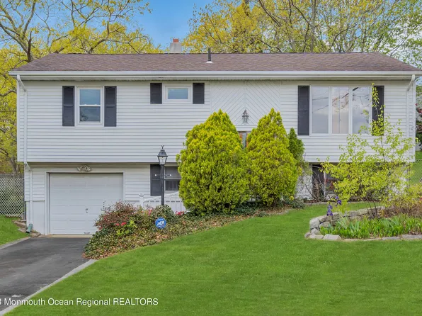 43 Salem Hill Road, Howell, NJ 07731