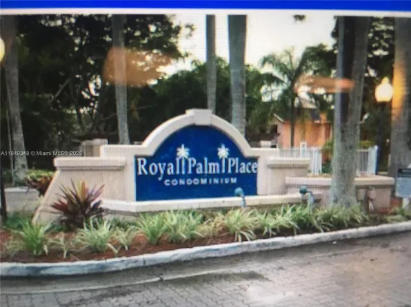 10451 SW 157th Pl APT 305, Miami, FL 33196