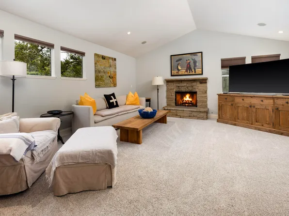 1352 Manitou Rd, Santa Barbara, CA 93101