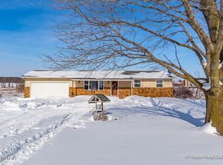 102 W Carlton Center Rd, Hastings, MI 49058