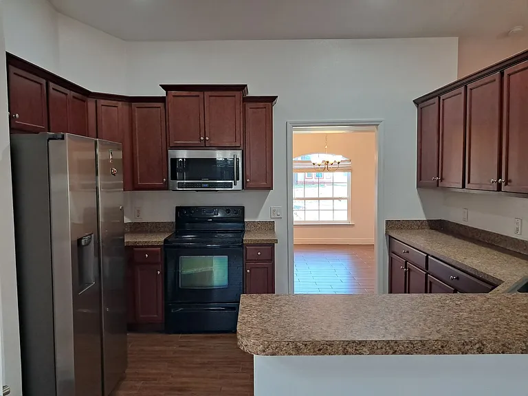 4910 Bywood St — Photo 22