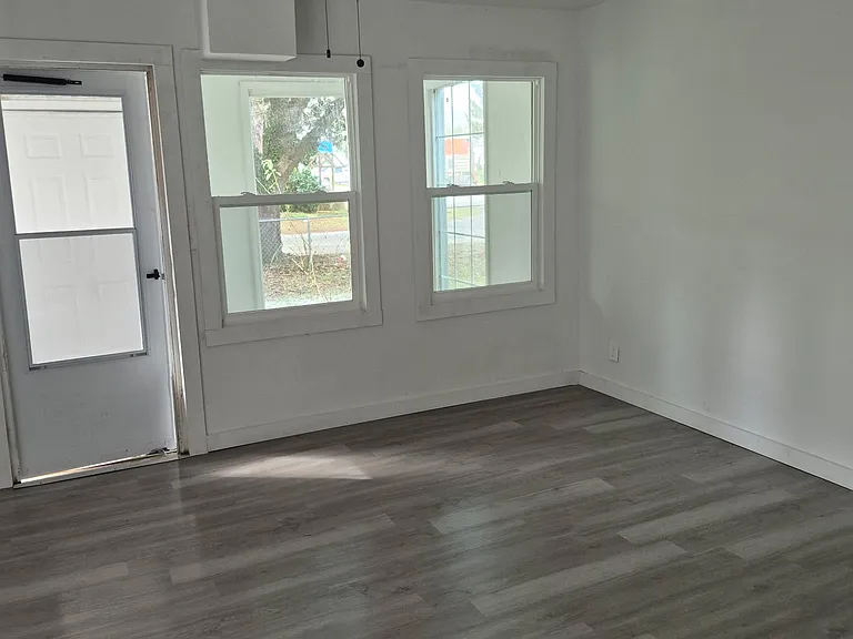 1810 Duke St — Photo 3