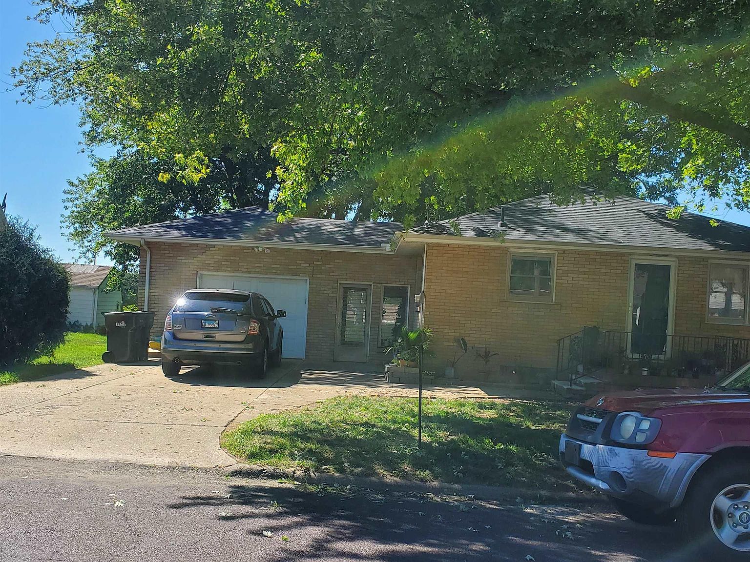 219 Reservoir Rd, Pekin, IL 61554 Zillow