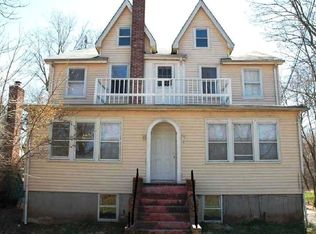 17 Poplar Rd, Piscataway, NJ 08854