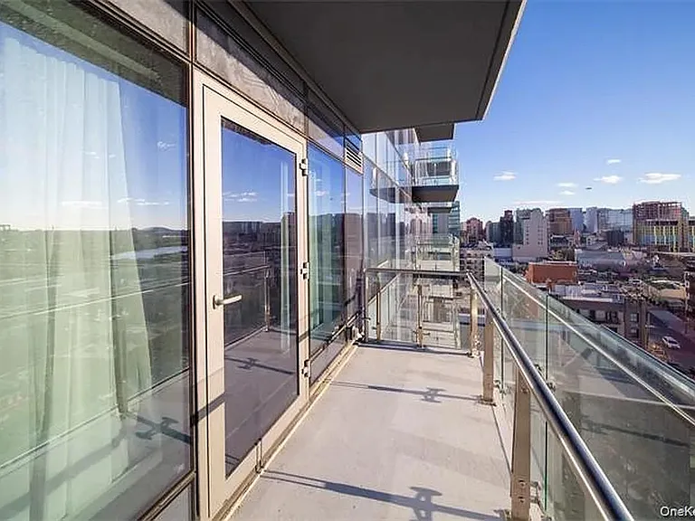 3371 Prince St #8C — Photo 6