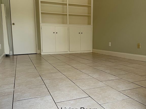 3rd image of 723 Eucalyptus Ave APT 7