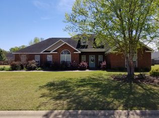 409 Erin Way, Warner Robins, GA 31088