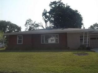 54 N Tippecanoe Dr, Tipp City, OH 45371