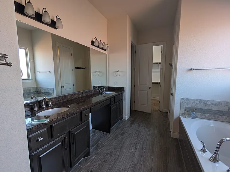 14320 Iveans Way — Photo 24
