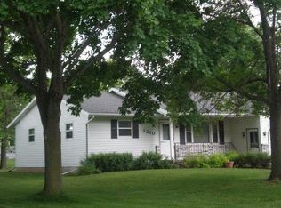 1210 10th St #4, Baraboo, WI 53913