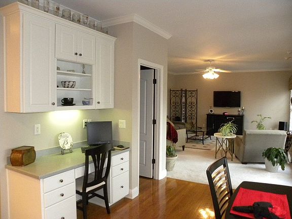 Kitchen Desk - Computer