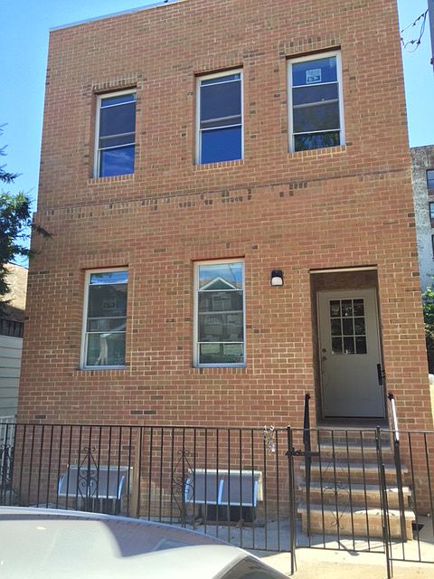 2nd image of 698 Rutland Rd #2