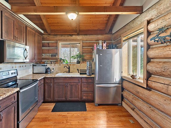 5th image of 5737 Rockydale Rd