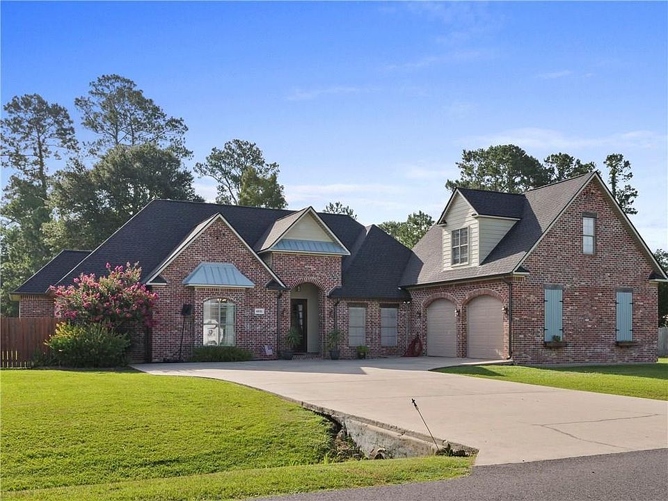 1st image of 4831 E Red Oak Forest Ln