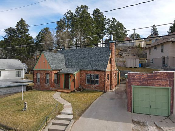 2nd image of 719 W McClellan St