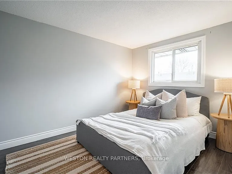 125 Limeridge Rd W #8 — Photo 8