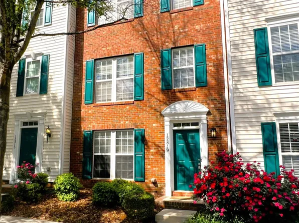 12819 Bullock Greenway Blvd, Charlotte, NC 28277