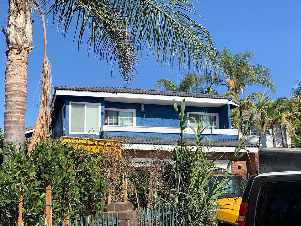 2nd image of 124 W Burke Dr