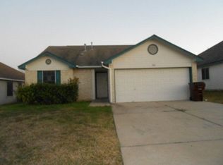 232 Sunshadow Dr, Lockhart, TX 78644