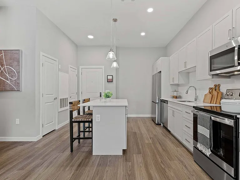 Millyard at Meadow Commons — Photo 28