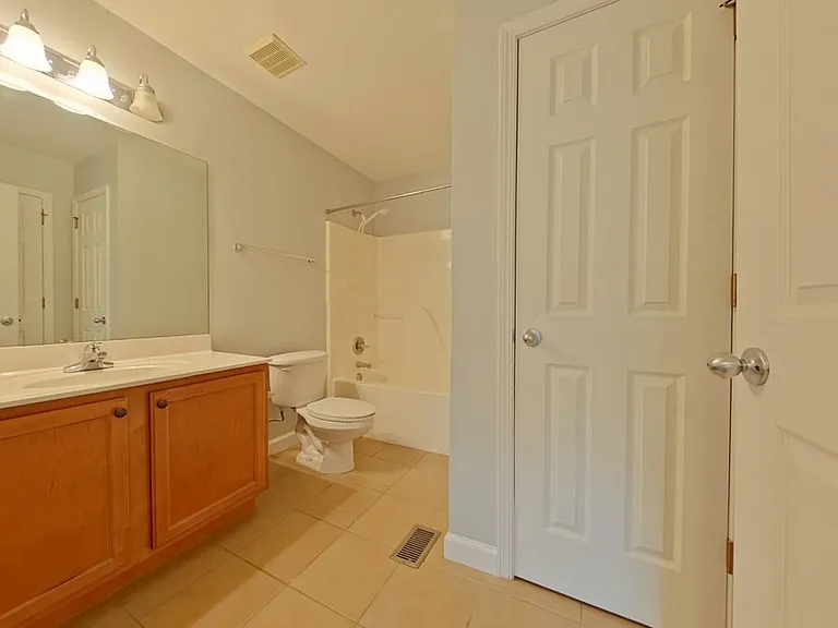 18 Trevor Dr — Photo 9