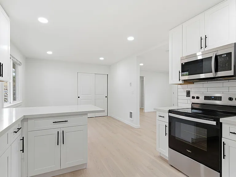 5801 S Cushman Ave #1 — Photo 7