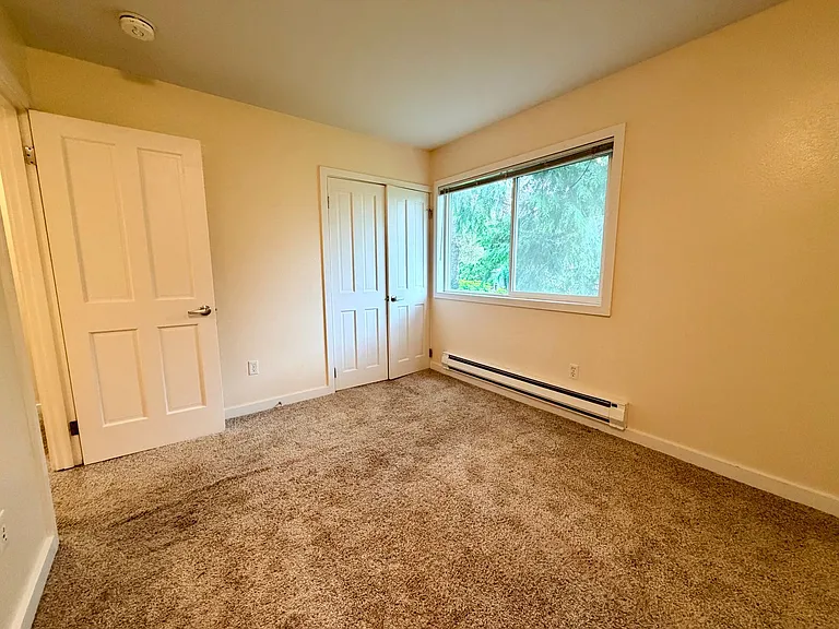 804 Market St — Photo 7