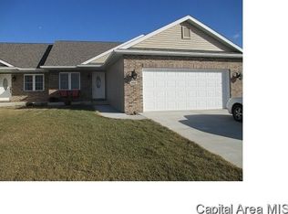 4514 Castle Pnes, Springfield, IL 62711