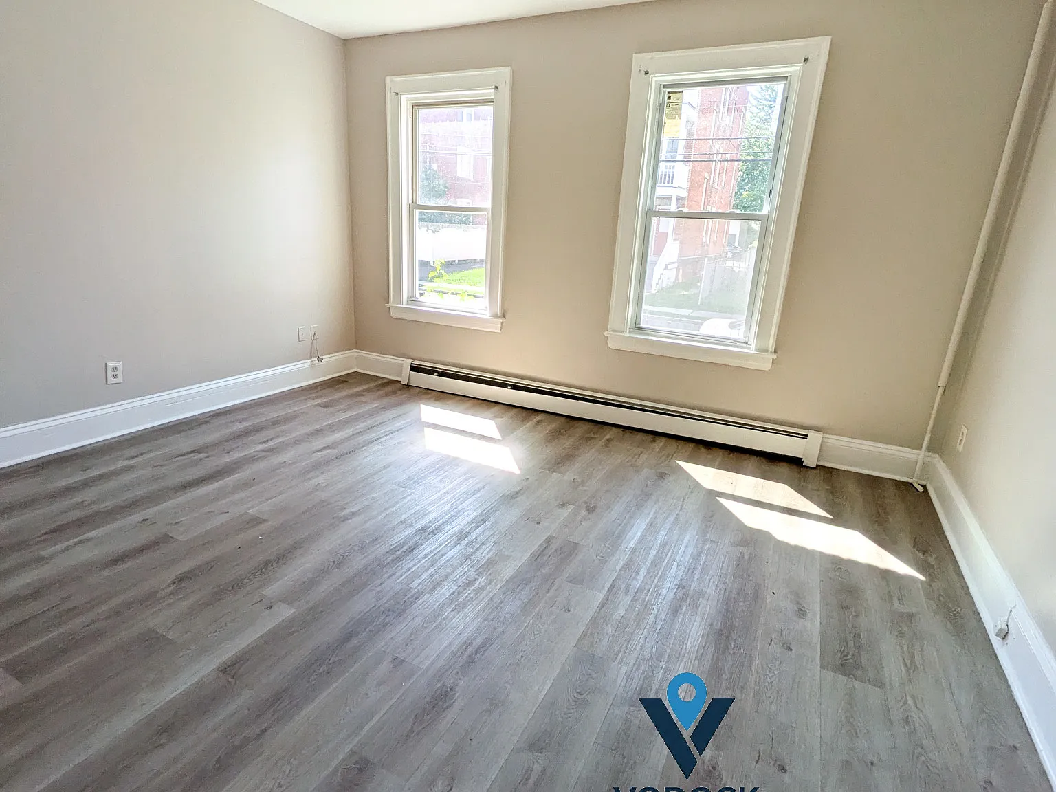 2 bed, 1000 sqft, $1,250 — Photo 4