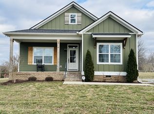 319 Lear Rd, Portland, TN 37148