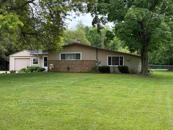 8104 N Webster Rd, Mount Morris, MI 48458