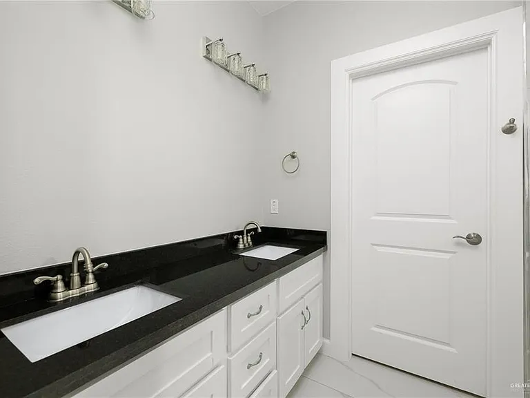 2603 E Imperial Oaks Dr — Photo 7