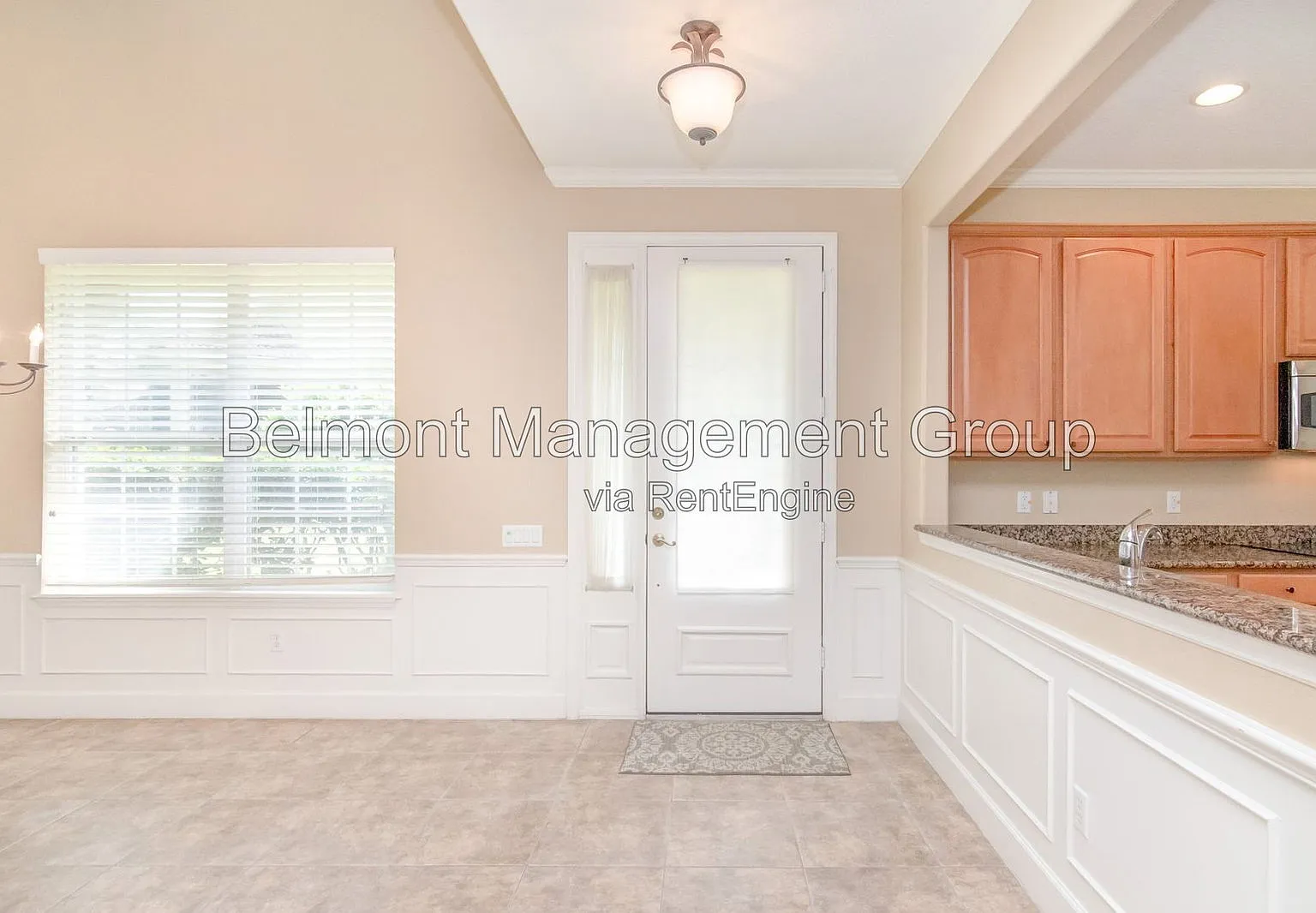 3 bed, 2.5 bath, 2363 sqft, $2,950 — Photo 3