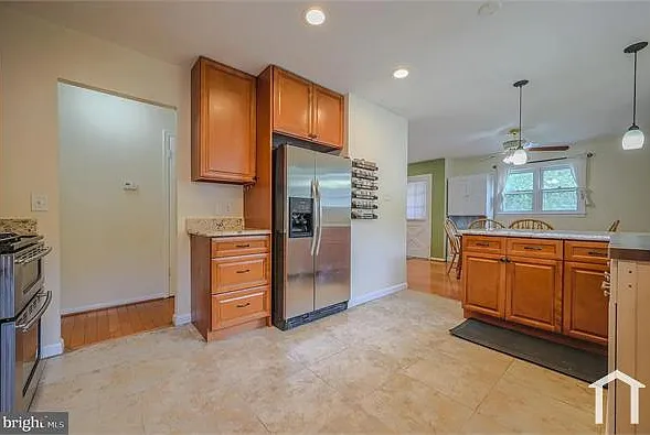 2893 Chalet Ct — Photo 6