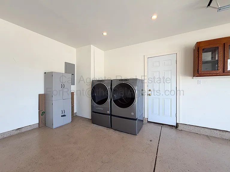 4207 Queen Anne Dr — Photo 17