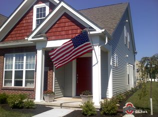 212 Lamplight Ct, Delaware, OH 43015