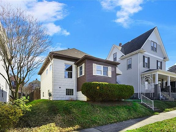 2nd image of 529 Welty St