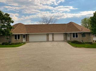 418 N 16th Cir UNIT 602, Sturgeon Bay, WI 54235