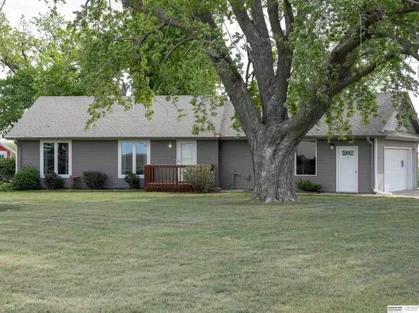 12105 144th St, Louisville, NE 68037