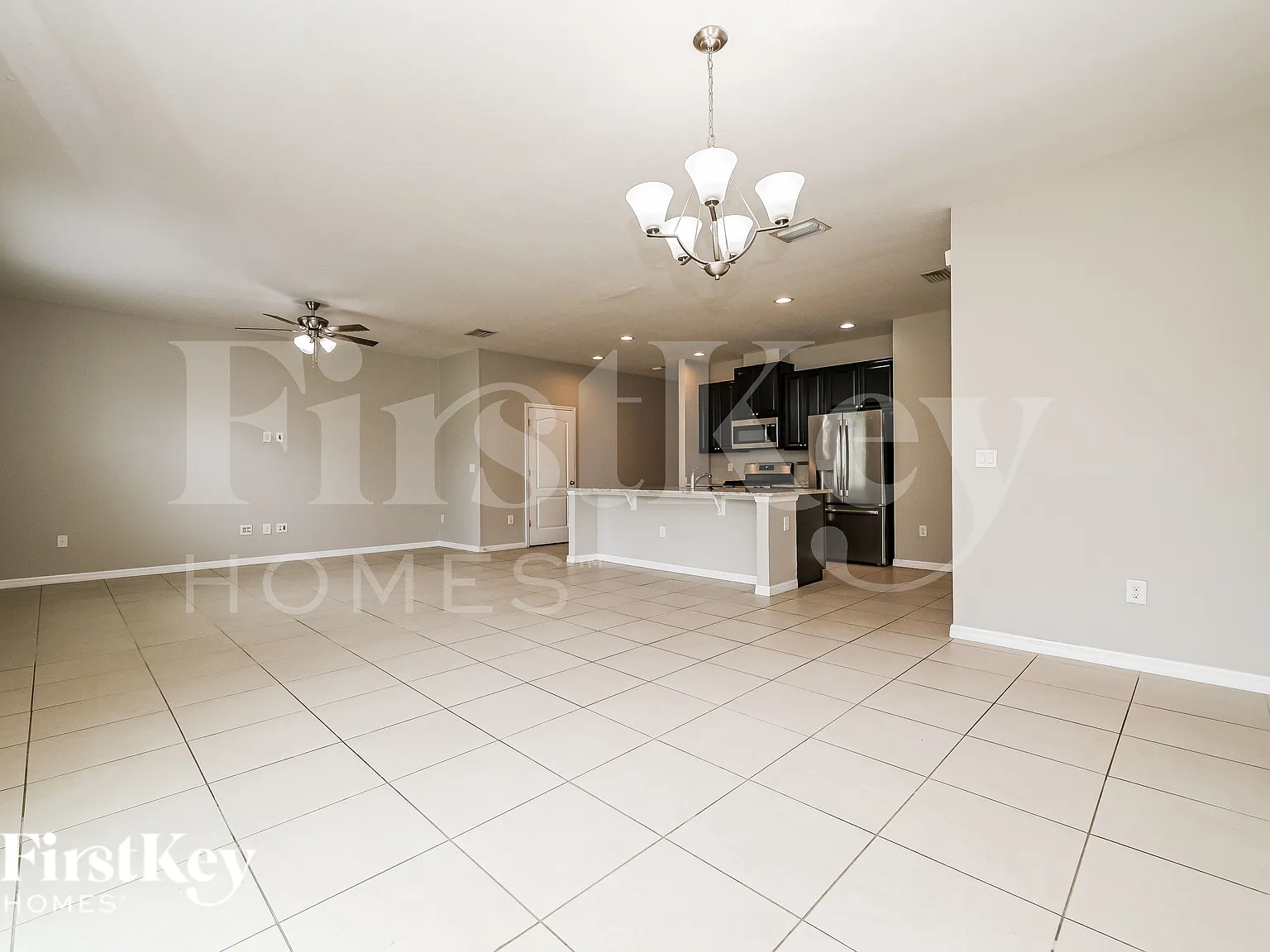 4 bed, 2.5 bath, 2197 sqft, $2,325 — Photo 4
