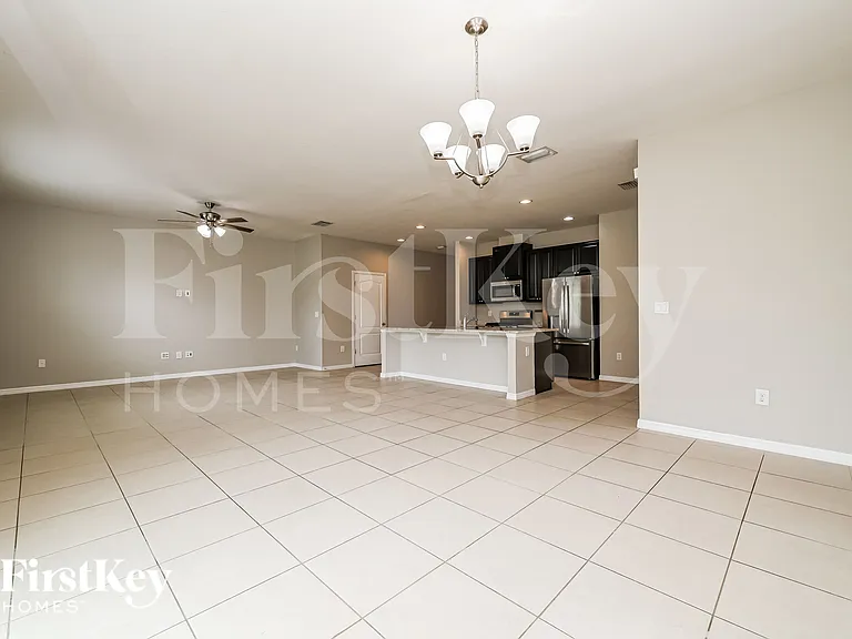 12221 Blue Pacific Dr — Photo 4