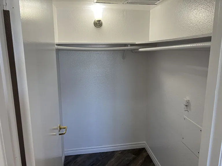 Acre Heights Apartments — Photo 29