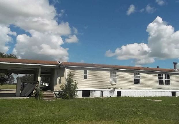 2nd image of 552 County Road 443