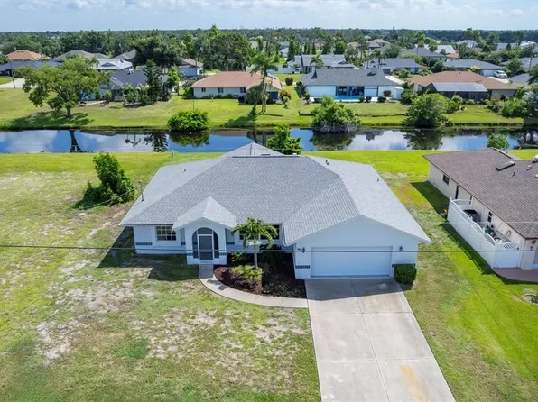 189 Bunker Rd, Rotonda West, FL 33947