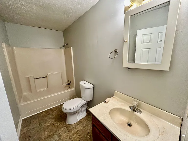 190 Macey Ave #6 — Photo 13