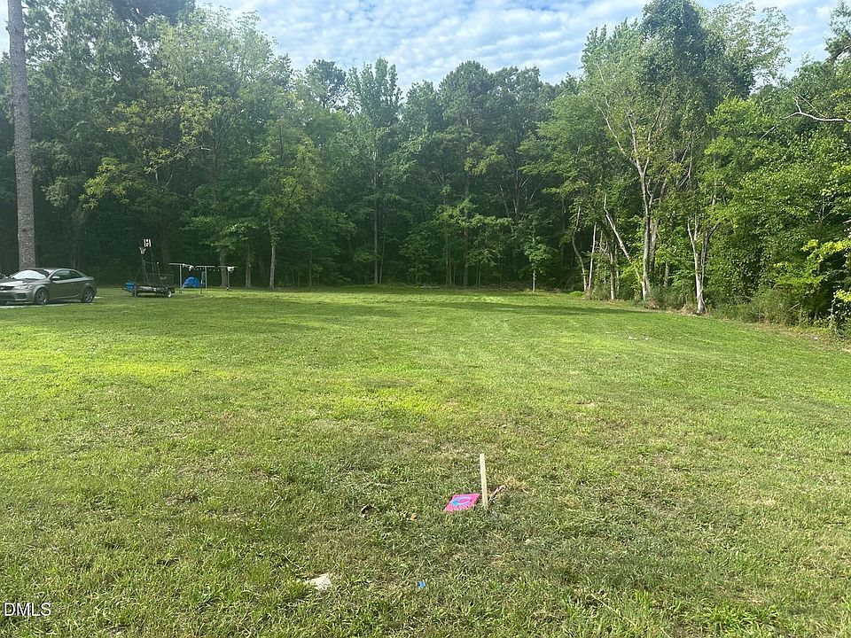 1st image of 277 Cavel Chub Lake Rd
