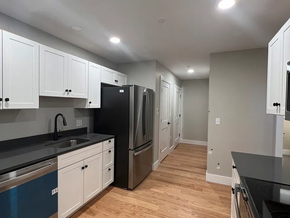 180 N Winooski Ave #201